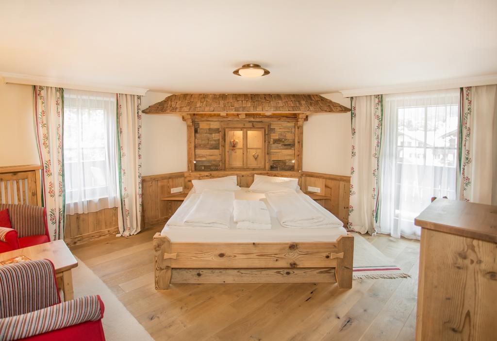 Familien- Und Vitalhotel Muehlpointhof Lofer Cameră foto